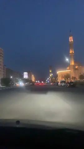 ولا ننسى حبايبنا أعز الناس ❤️ كلمات الشاعر مرسي جميل عزيز وألحان العبقري بليغ حمدي. 