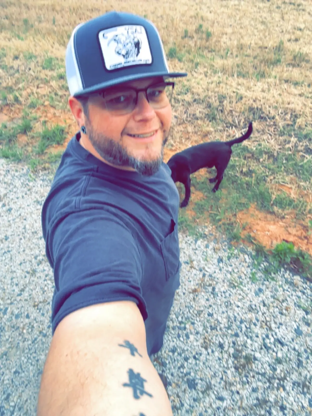 #hazeleyes #greyhairmen #NC #thiccboii #dimples #biscuits #40plusclub #carhartt #LazyJ #Texaspete #greybeard #biscuittok 