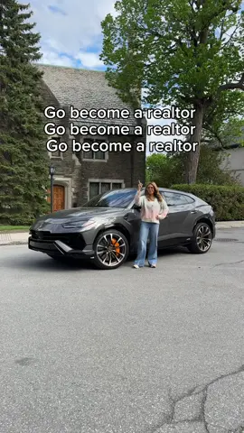 This is your sign to become a real estate agent 🏡  . . #realestateagent #realtor #realestatelife #realestate #realestatebroker 