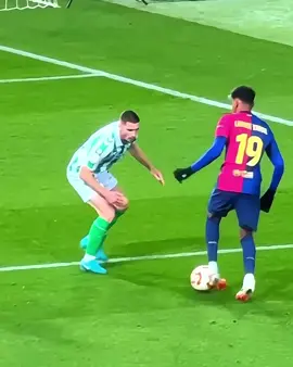 16 Year Old Lamine Yamal 😱🥶. #football  #Soccer  #trending  #viral  #footballmoments  #foryou  #fyp 