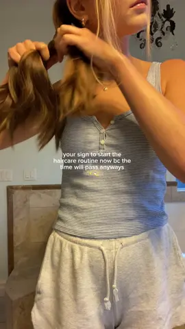 Welcome to ✨healthy✨ HairTok 🤗 follow to start your healthy hair journey #hairtok #hairgrowth #hairtips #hair #longhair #cabello #beforeandfter #tessa #tessapeay #heathylifestyle #skintok #heathyfood #cabellocuidado #cabellolargo #glasshair #shinyhair #capilar #transformation 