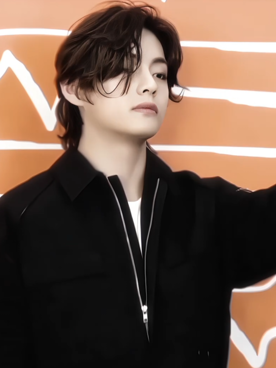 então menina se prepara... #kimtaehyung #taehyung #taehyungedit #btsedit #fyp #foryoupage❤️❤️  ib:@𝘣𝘦𝘦 ✮ 