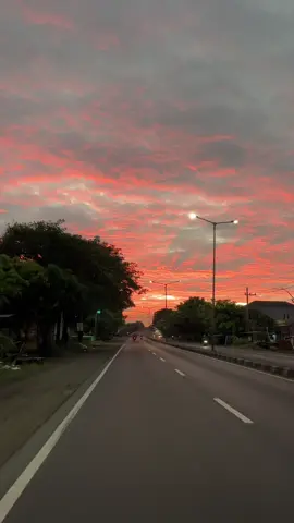 Harapan kembali lagi #sunrise #fyp #morningvibes #sidoarjo 