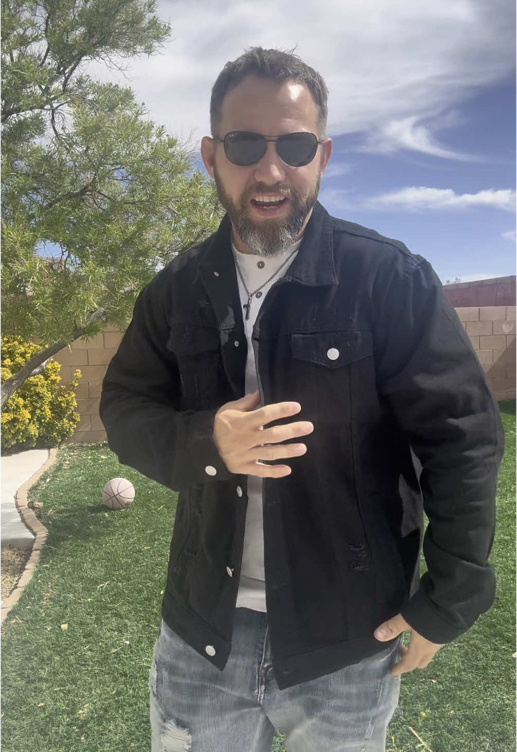 Denim is still in style, and on sale in the tiktok shop #tiktokshopmemorialday #tiktokshopfinds #jacket #fashion #mens #trending 