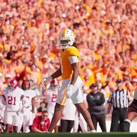No caption||#CapCut #edit #goviral #blowup #fyp #football #tennessee #vols