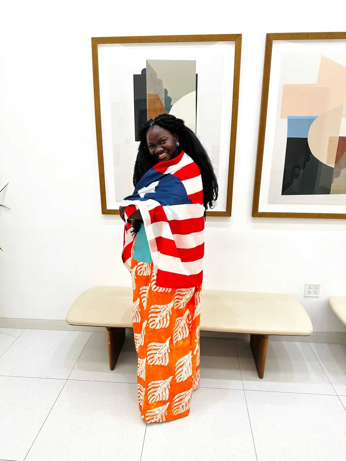 To be young, successful, and African!! 🇱🇷🇸🇳 Which African Country are you from? Drop your flags please. Also, what’s your favorite thing about being African? Let me know in the comments! ☺️👌🏾 #fyp #foryoupage #africantiktok #africanday #AfricanFood #africanwomen #africa 