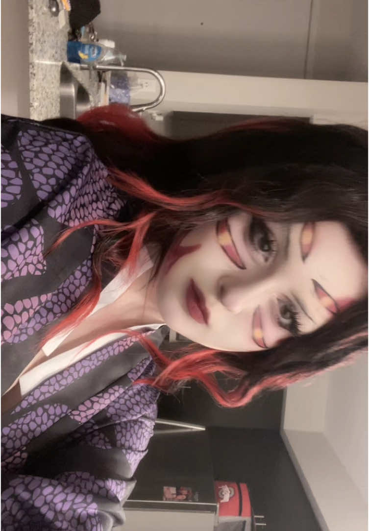 Oh god I am HOT😍😍  #fyp #Cosplay #fypシ゚viral #animetiktok #kny #koku #kokushibo #kokushiboucosplay #kokushibodemonslayer #knycosplay #knymanga #uppermoon #uppermoon1 #demonslayer #demonslayercosplay  