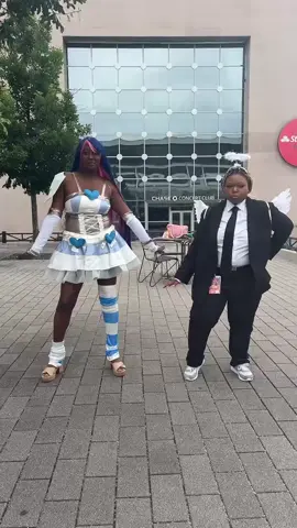 when I dip, you dip, we dip 😏 #momocon #momocon2025 #pantyandstocking #anime #chainsawman #cosplay #fyp #animecosplay #fyp #fypシ #angeldevil #angeldevilchainsawman #animetiktok 