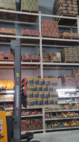 koe sida galo pora? #fyp #fouryoupage #retail #kuliretail #indogrosir #indogrosirpurwokerto #purwokerto #banyumas #purwokertokeren #forklift #jungheinrich 