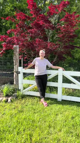 Hi! I’m Courtney 😊 #farmlife #homestead #garden #marriage 