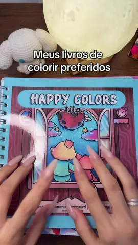 Meus livros de colorir preferidos do momento. #livrodecolorir #cocowyo #bobbiegoods #amocolorir 