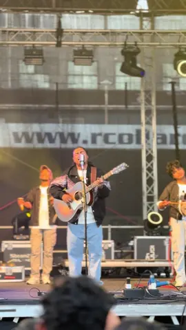 Kuma sagar concert made me miss my home country so bad ❤️❤️ #liveinuk #kumasagarandthekhwopaa #tiktok #nepaliartist🇳🇵🇳🇵🇳🇵 