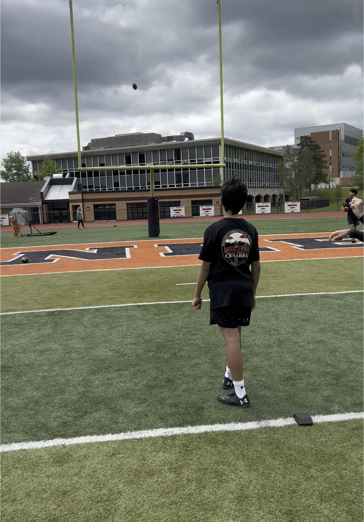 🚨HEADING INTO MONDAY LIKE…👀 BRAND NEW 8️⃣TH GRADE STUDENT JOE JR. HAS THE LUCK ON HIS SIDE‼️☘️☘️☘️ #krautmankicking #passion #focus #commitment #forthebrand #kicker #newstudent #8thgrade #ageisjustanumber #headingintomondaylike #wow #areyoukiddingme #beconfident #bethebestyou #finishstrong #fyp #luckonhisside #bergencatholic 