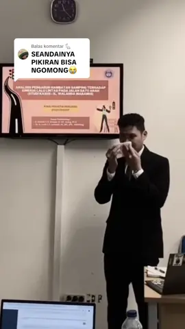 Membalas @🐇  Aslinya pada dibuat nangis karna terharu udah survive sampe di tahap ini. Ingat perjuangan diri sendiri, Perjuangan orang tua, Dan jangan lupa pembimbing kita walaupun kadang dibikin nangis percayalah mereka juga mau yang terbaik untuk kita. #skripsi #mahasiswaakhir #sidangskripsi 