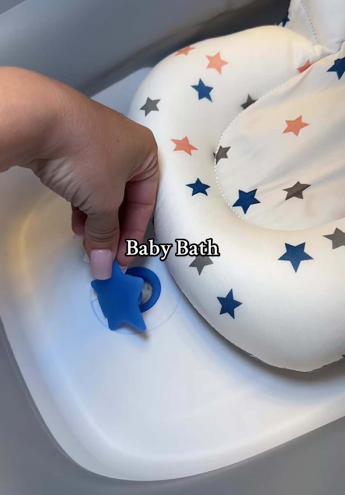 Baby bath with built in temp!