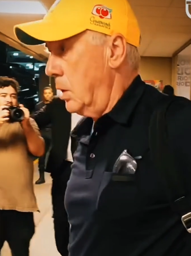 Ancelotti Chegou No Brasil 🇧🇷🤨 #fy #brazil #viral #ancelotti #selecaobrasileira 