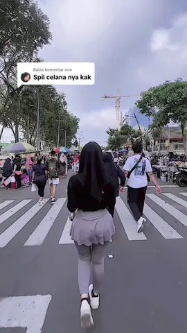 Membalas @nov leggingnya bikin tuing tuing 😋🤭