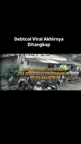 Tarik Motor Secara Paksa, Tiga Debt Collector Diamankan Polsek Kalideres Aksi sejumlah debt collector yang mencoba melakukan penarikan sepeda motor secara paksa di kawasan Kalideres, Jakarta Barat, berujung pada pengamanan oleh pihak kepolisian. Peristiwa yang sempat terekam dalam video berdurasi 45 detik dan viral di media sosial itu terjadi pada Kamis, 22 Mei 2025. Dalam video tersebut, tampak sejumlah pria yang diduga debt collector memepet pengendara sepeda motor Honda Beat warna hitam di Jalan Kamal Raya. Aksi mereka menimbulkan ketegangan dengan pemilik kendaraan yang menolak penarikan tersebut. Peristiwa itu pun mengundang perhatian publik. Kapolsek Kalideres Polres Metro Jakarta Barat, Kompol Arnold Julius Simanjuntak melalui Kanit Reskrim Akp Kevin Adrian menjelaskan, setelah menerima laporan dan melihat video yang beredar, pihaknya langsung bergerak cepat mencari pelaku. 