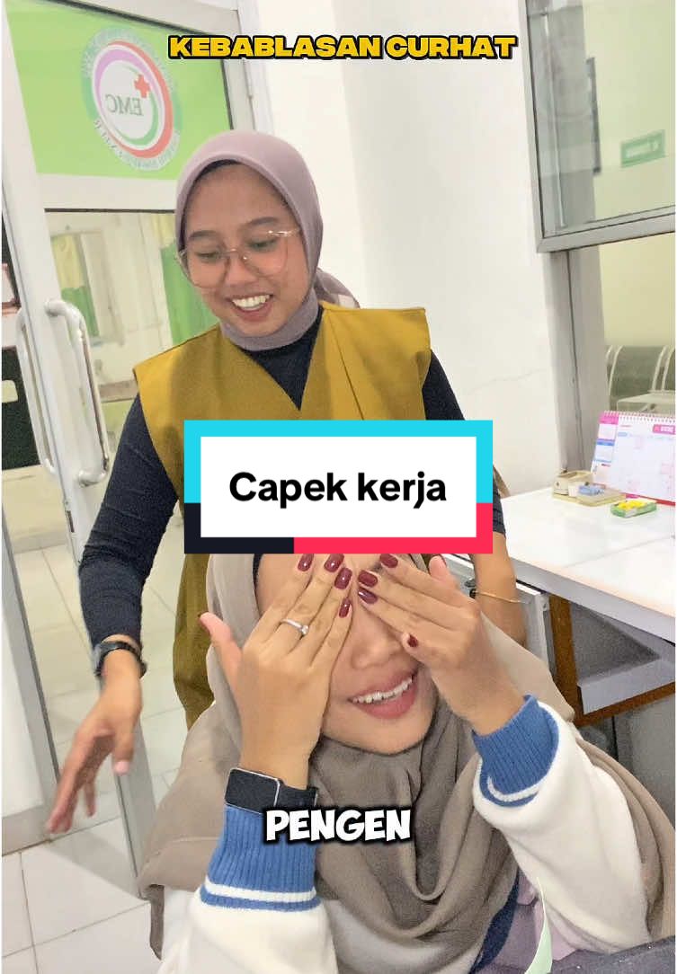 Kehidupan orang dewasa kalau weekend kondangan mulu isinya 😩 . Kondisi LDR bikin gak bisa dateng ke nikahan temen ??? Tenang aja kamu masih bisa ksih papan bunga kok pesen aja online di @Prestisa #prestisaahlinyabungapapan
