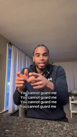 Tag someone who can’t guard you #basketball #fyp #athlete #hooper 