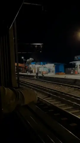 #bangladeshrailway #myallfollowers🔥 #train #sagorluxurytrain #trainexpressbd 