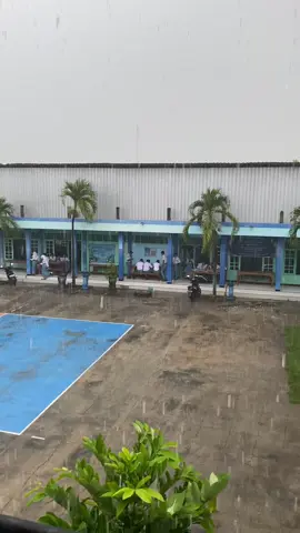 #foryou #xybca #nganjukhits #sman2nganjuk #fyppppppppppppppppppppppp  indah nya hujan di masa SMA🥰🎷