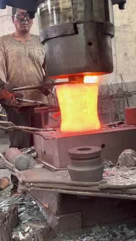 The Science of Steel: Understanding Metallurgy in Blacksmithing  #process #machine #ironman #producer