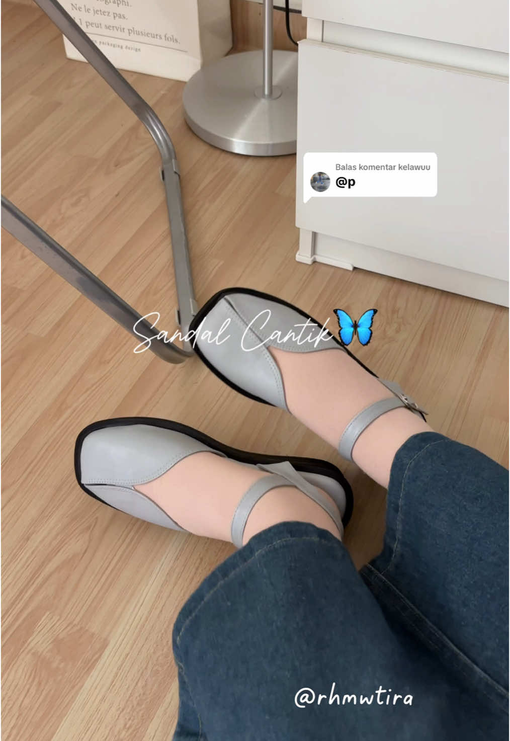 Membalas @kelawuu  Sandal cantik aesthetic 💦🦋 #rekomendasisandal #sandalkoreanstyle #sandalaesthetic #sandallucu #sandalmurah 