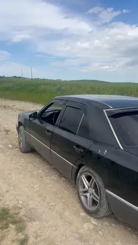 gül kimi maşındı di gəlki quş quşduyub üstünə🥲#amg #w124 #azerbaijan #şamaxı 