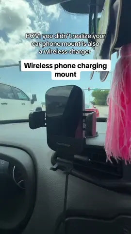 Had this for a year and going strong #carcharger #wirelesscharger #carmount #carphoneholder #carphonemount #cartok #caraccessories 