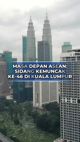 Pemimpin-pemimpin Asia Tenggara berhimpun di ibu negara hari ini bagi menghadiri Sidang Kemuncak #ASEAN ke-46 dan siri mesyuarat peringkat tinggi berkaitan untuk membincangkan pelbagai isu utama serantau. Atur cara padat hari ini dimulakan dengan Sidang Kemuncak ASEAN ke-46 (Pleno), diikuti sesi perbincangan (permukiman) yang menyaksikan para pemimpin mengadakan perbincangan mendalam mengenai cabaran semasa, keutamaan strategik dan usaha memperkukuh perpaduan serantau.