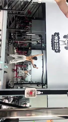 Ai xem được video này sẽ sớm master kéo xà 💪💪 #trending #xuhuong #gym #gymmotivation #bodybuilding #gymtoks #airwalk 