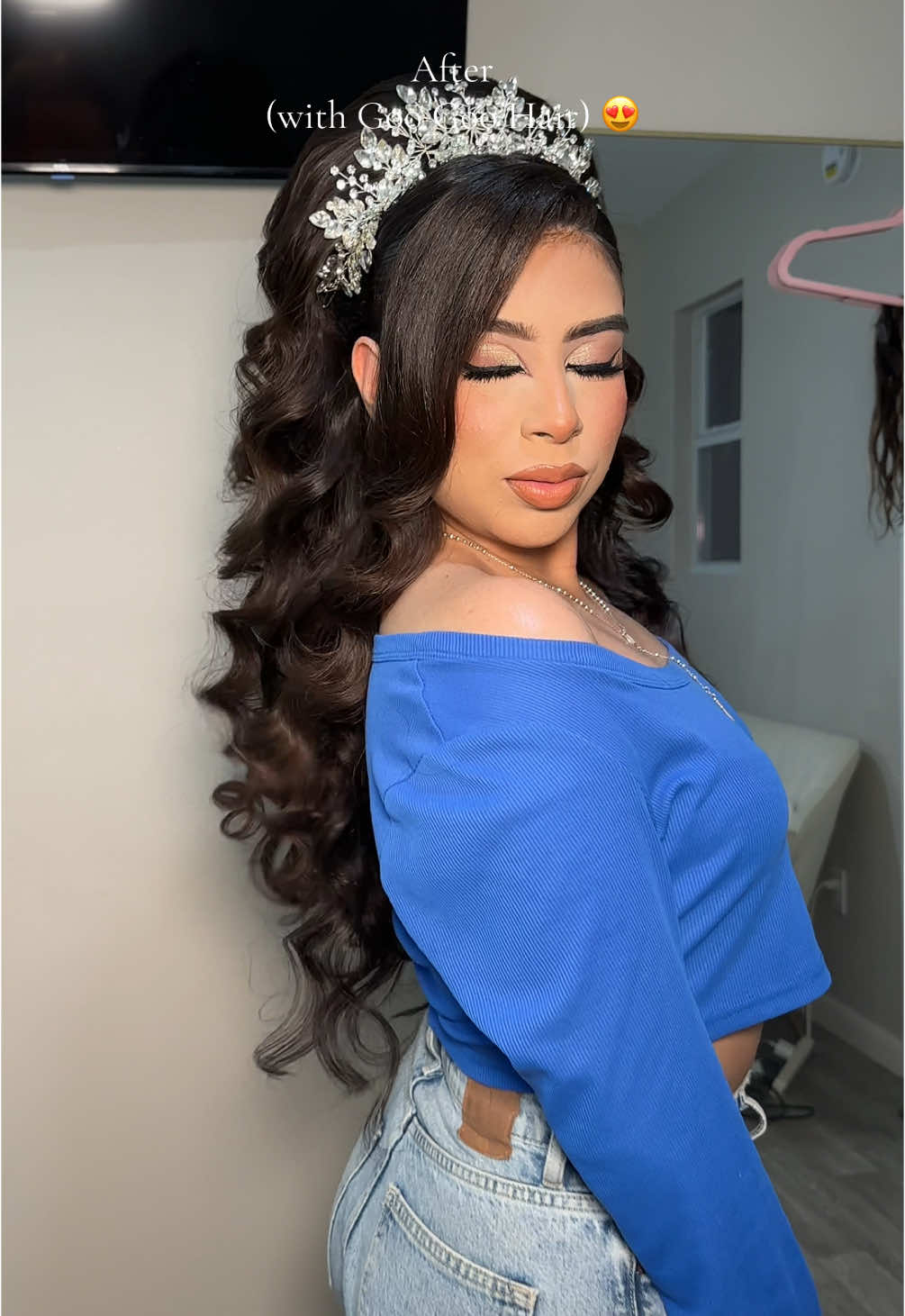 Love Goo Goo Hair 😍 @googoohair_official #quincehair #quinceanerahairstyle #hairtylist #hairextensions #clipinhairextensions #googoohair #glowwithgoogoohair #outdoorfun #SuperBrandClub #fyyp
