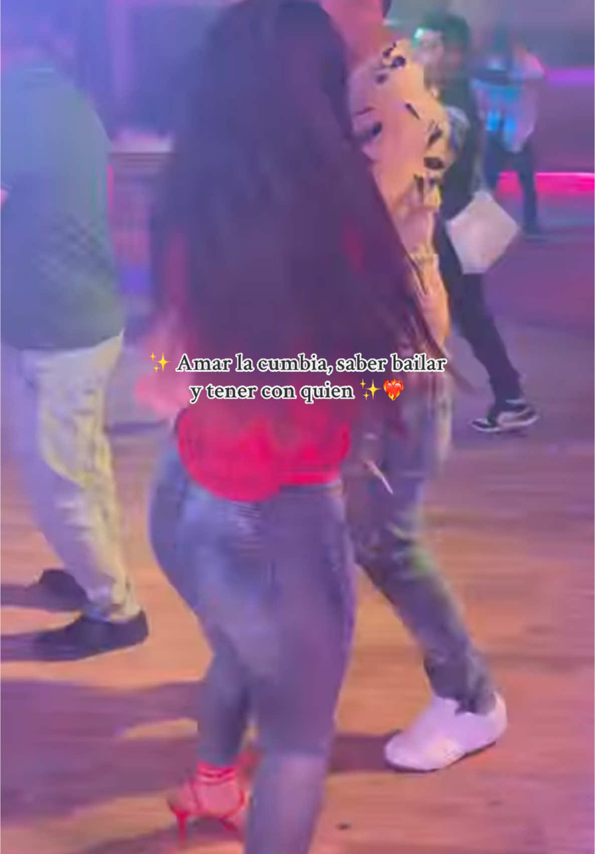 Goals ❤️‍🔥 #Cumbia #cumbiasonidera #couple #dancing #bailando #sonideros @🖤brunoo_GC🖤🎼😎 