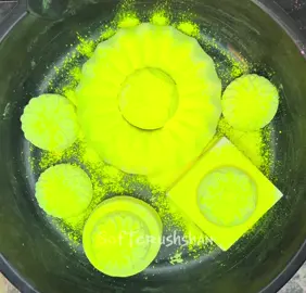 Crunchy neon yellow crush  #asmr #gymchalk #satisfying #oddlysatisfying #trending #viral #explore #reels #chalk 