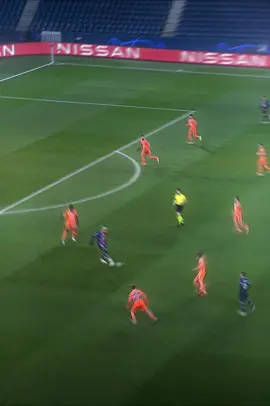 Ở bên người mà em chọn nhé… #dtrungfootball #foryou #neymar #fyp #viralvideo 