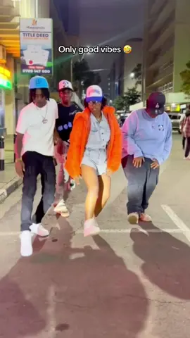 Vibe with us New dance challenge 🔥🗣#BMNG #tranding #viral #fyp #tiktokkenya #newchallenge #miondoko #foryoupage #fypシ゚ #simo_kk #@👑VINNY👑 @Whoisthisdeva😝 @Jin!chichi!💋  
