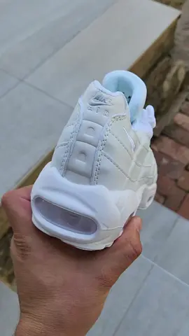 NIKE AIRMAX 95 TRIPLE WHITE WMNS 084 896 7123 📲 (WHATSAPP FRIENDLY) #airmax95 #airmax1 #airmaxportal #trending #fashion #Lifestyle #adidas #nike #southafrica 