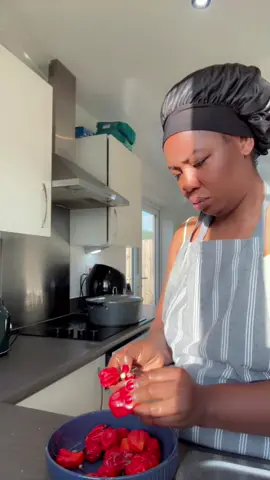Is this supposed to be breakfast or lunch?💁🏻‍♀️#positivevibes #CreateWithEffects #Fyp #ukmumblogger #tiktokviral #tiktoknews #positivity #foryoupage❤️❤️ #viral_video #trendingvideo #african #proudafrican #letlovelead #mumsoftiktok #mumlife #mumlove #content #Vlog #vlogs #contentcreator #breakfast 