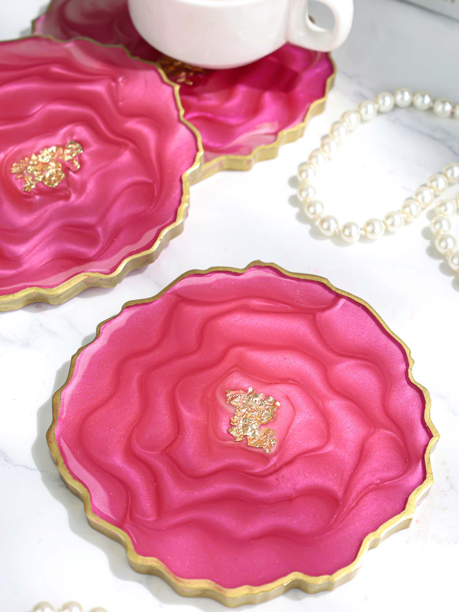 🌹 DIY Rose Resin Coasters – Make Your Coffee Time Bloom! ☕✨ Crafted with HeyClear Epoxy Resin. Gold edges + shimmering pink + handmade elegance. #ResinArt #RoseCoaster #HeyClear #EpoxyCrafts #DIYDecor #ResinTutorial #AestheticVibes