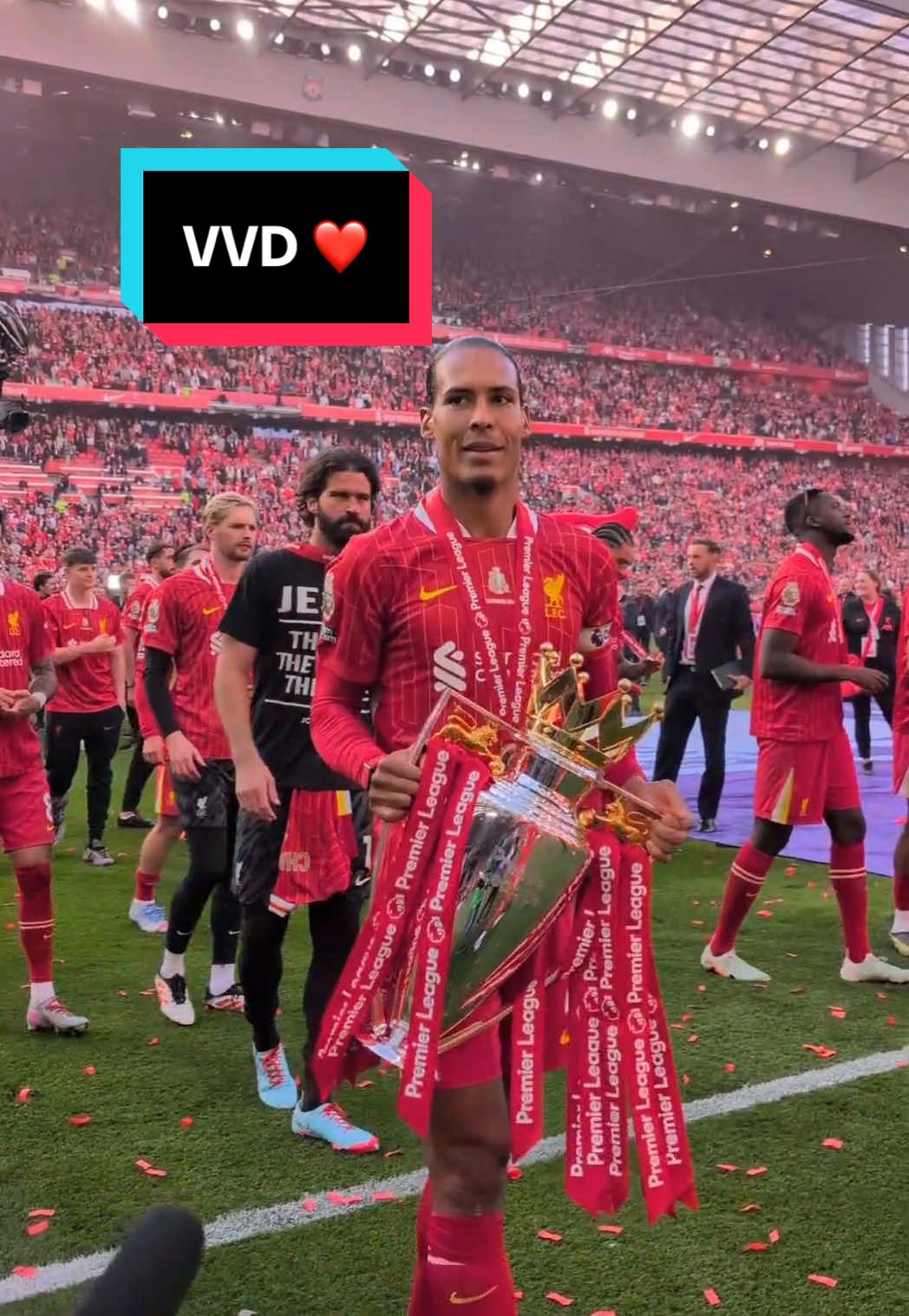 Our Skipper ❤️ #VanDijk #Liverpool #LFCChampions  
