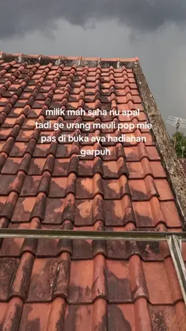 untung teu zonk coba mun eweuhan rek kumaha ngahuap na😁🤭