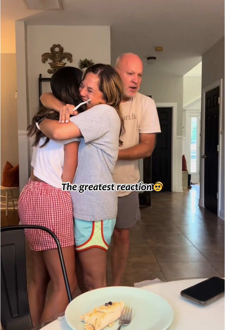 Parents reaction when daughter announces pregnancy 🥹❤️#grandparents #parents #reaction #moment #emotional #Love #surprise #pregnancyannouncement #usa #fyp #foryou 