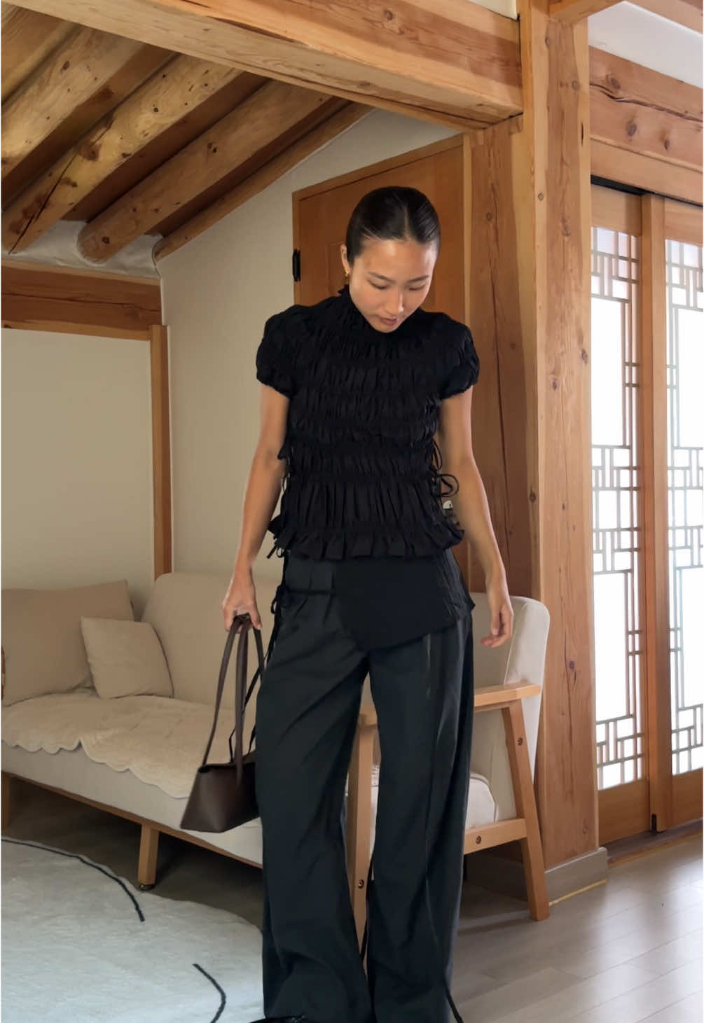 Tell me why I’ve actually been so sick for most of this trip 🤧 #fashiontiktok #koreanfashion #fitcheck #fyp #whatimwearing #OOTD #koreatravel #fashioninspo #outfitinspo #korea 