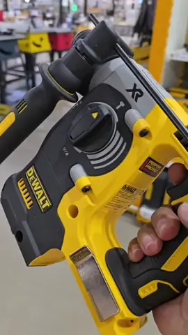 ใครพอรู้บ้างไอ้ 3 ขีด นี้มันเอาไว้สังเกตุอะไร #dewalt #DCH273 