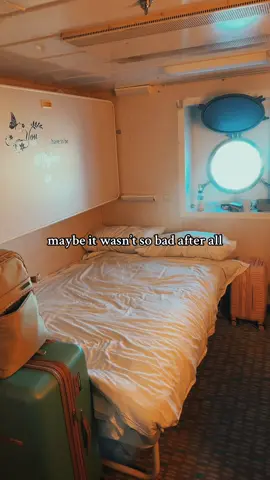 yea this hurts…  #cruiseship #cruiseshipcrew #sadending 