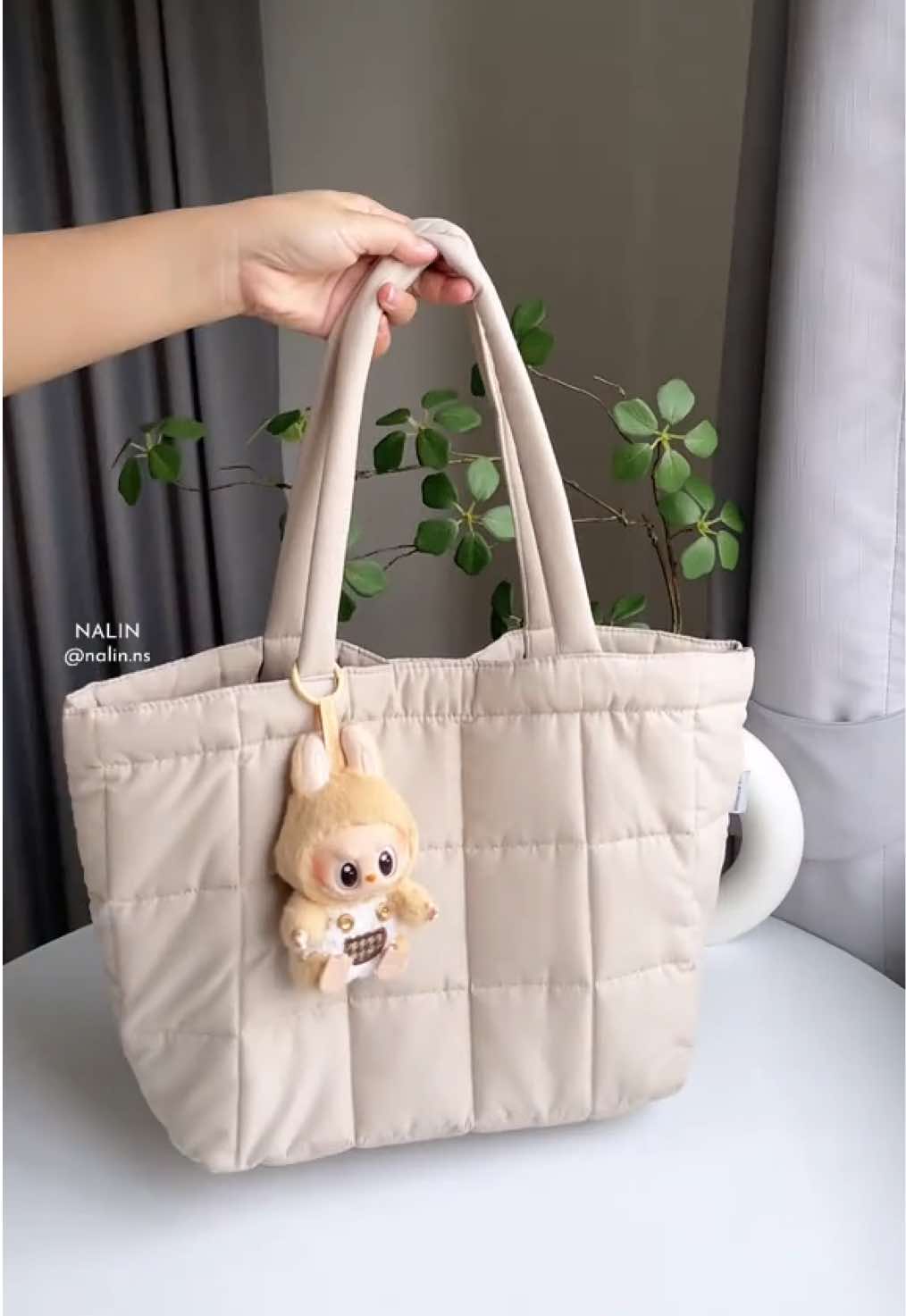 กระเป๋านุ่มนิ่ม Nantita