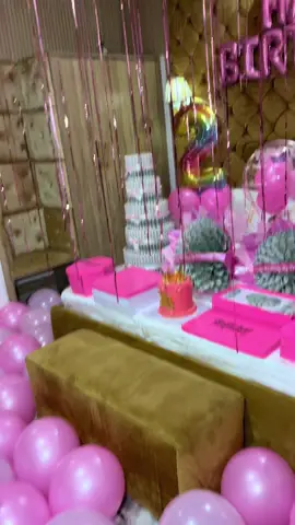 My client surprised his girlfriend on her 20th birthday This package includes a 100k money tower, 100k money bouquet, 50k | love you box, 50k hexagon picture box,hot air balloon, 4 customized boxes filled with her favorite items,and cake.#surprisegiftforher #Birthdaysurpriseforher #giftideaforher #roomdecor #moneybouquet #howtowrapamoneybouquet #moneybox #surprisedecor #fyp #goviral 