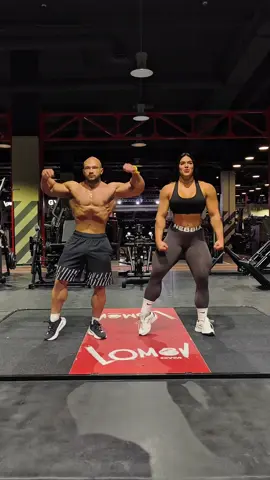 Здоровая нынче молодежь пошла 😎 ТГК: Daria Pluzhnikova #motivation #fyp #sports #рекомендации #model #viral #gym 