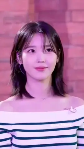 I'm so in love with her <3 My celebrity #iu #uaena #leejieun #아이유 ស្រលាញ់ខ្លាំង the one & only 💗